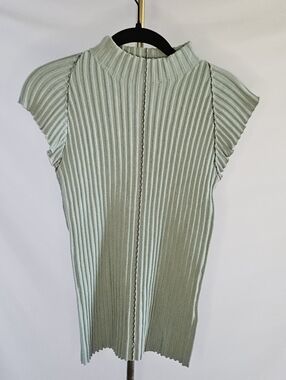 LagunaMoon Mint Green Pintuck Ribbed Mock Neck Sleeveless Knit Top